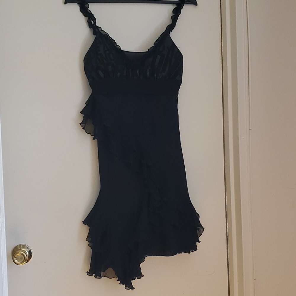 Black Sleeveless Evening Dress
